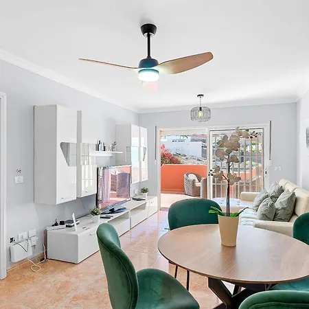 Roque Del Conde Sunsets 公寓