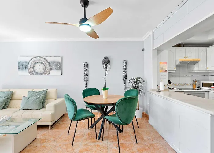 Roque Del Conde Sunsets 아파트 아데제