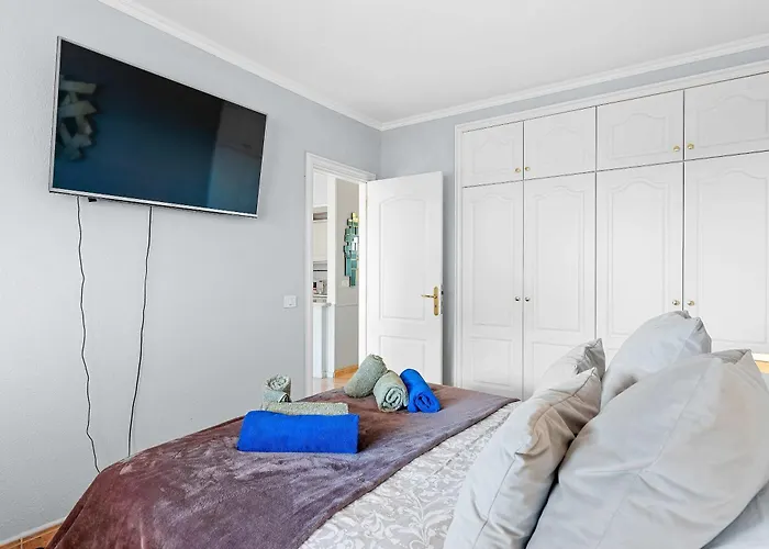 Roque Del Conde Sunsets 아데제