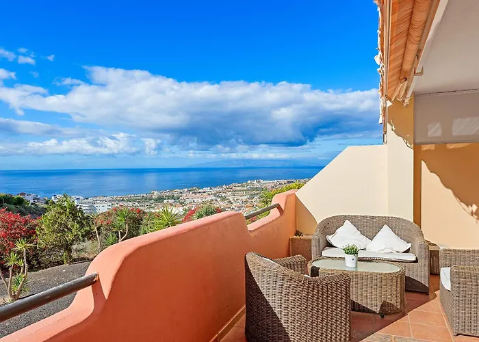 Roque Del Conde Sunsets 아데제